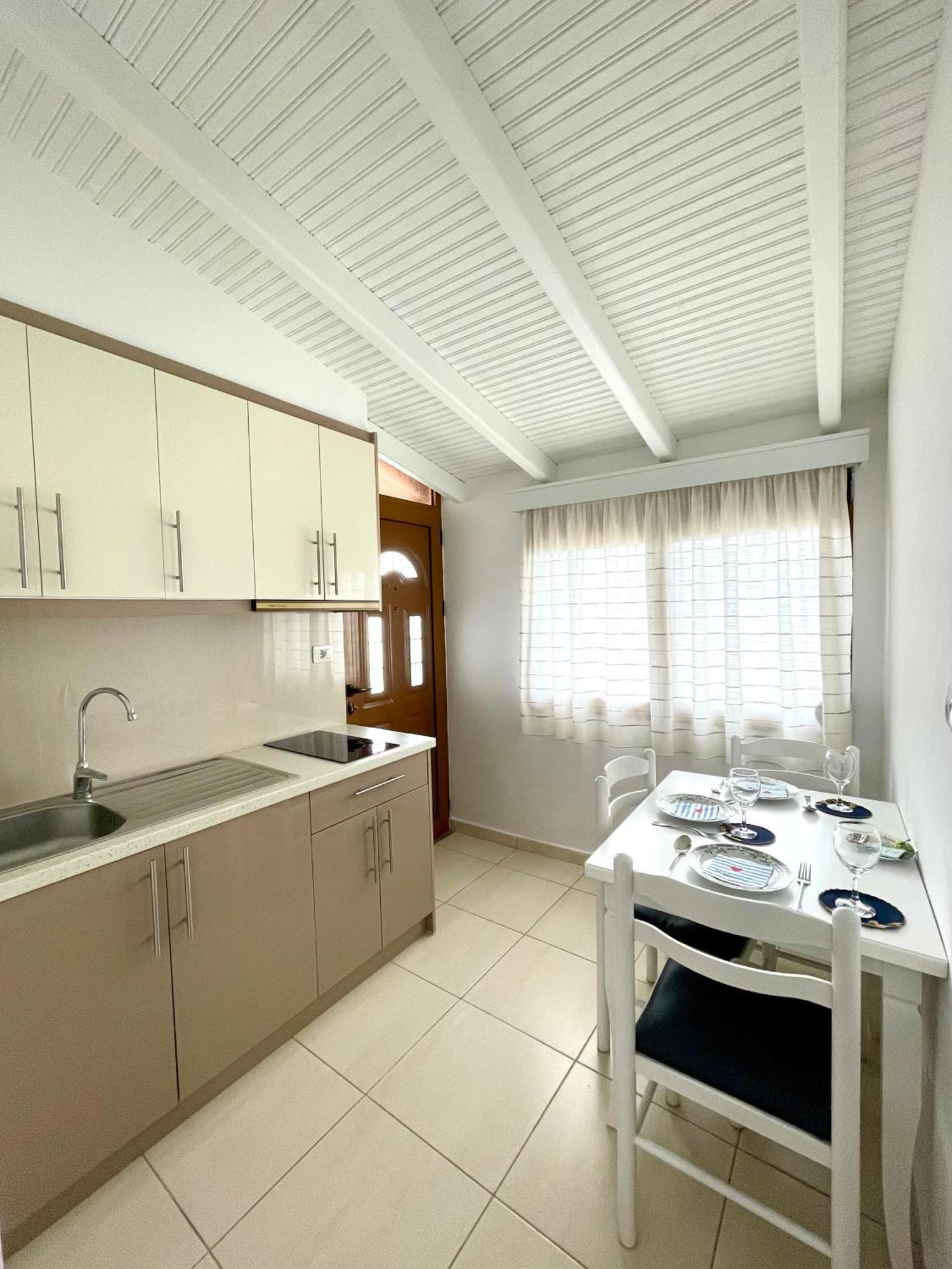 Ksamil Sea&Lake View Escape Bagian luar foto
